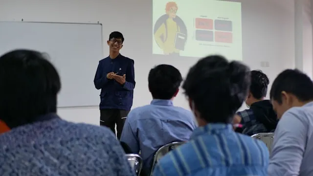 دورات تدريب مهني: استثمار ذكي لمستقبل وظيفي مستدام في بيئة تنافسية
